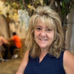 Meet your Posher, JM